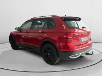 Używany VW Tiguan Sport 150 KM (110 kW) 2023 Czerwony SUV