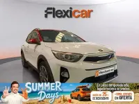 Usado Kia Stonic 100 CV (73 kW) 2019 Blanco SUV