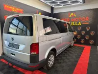 Usado VW Multivan 204 CV (150 kW) 2021 Gris / plata Monovolumen