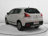 Usado Peugeot 3008 Style 132 CV (97 kW) 2016 Blanco SUV