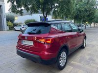 Usado Seat Arona Ecomotive 95 CV (69 kW) 2018 Rojo SUV