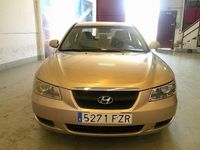 Usado Hyundai Sonata Style 140 CV (102 kW) 2008 Beige Berlina