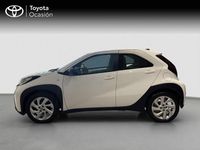 Usado Toyota Aygo X Play 72 CV (52 kW) 2024 Blanco SUV