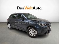Usado Seat Arona Style 115 CV (84 kW) 2024 Gris / plata SUV