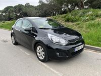Usado Kia Rio 90 CV (66 kW) 2011 Negro Berlina