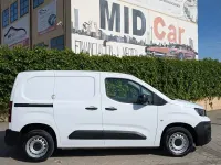 Usado Peugeot Partner Premium 100 CV (73 kW) 2022 Blanco Monovolumen