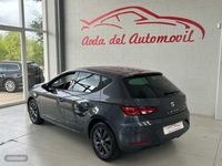 Usado Seat Leon Style 131 CV (96 kW) 2019 Gris Familiar
