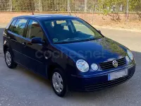 Usado VW Polo Trendline 75 CV (55 kW) 2004 Azul Berlina