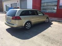 Usado Opel Vectra Sport 150 CV (110 kW) 2005 Amarillo Familiar