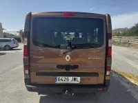 Usado Renault Trafic 145 CV (106 kW) 2017 Marrón Monovolumen