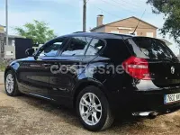 Usado BMW 118 143 CV (105 kW) 2010 Negro Utilitario