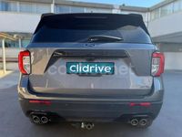 Usado Ford Explorer Platinum 457 CV (336 kW) 2022 Gris / plata SUV