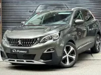 Usado Peugeot 3008 Allure 131 CV (96 kW) 2017 Gris SUV