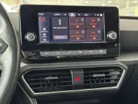 Usado Seat Leon Style 150 CV (110 kW) 2022 Blanco Berlina