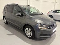 Usado VW Touran Advance 116 CV (85 kW) 2020 Gris Monovolumen