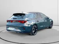 Usado Cupra Leon 150 CV (110 kW) 2025 Azul Familiar