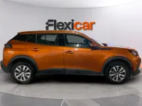 Usado Peugeot 2008 Active 101 CV (74 kW) 2020 Naranja SUV