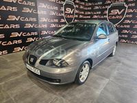 Usado Seat Ibiza Sport 100 CV (73 kW) 2004 Gris / plata Berlina
