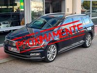 Usado VW Passat Sportline 190 CV (139 kW) 2018 Negro Familiar