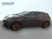 Usado Hyundai i30 100 HP (73 kW) 2025 Cinzento
