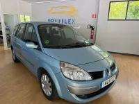 Usado Renault Grand Scénic II Dynamique 130 CV (95 kW) 2008 Azul Monovolumen