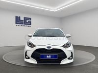 Usado Toyota Yaris Hybrid Active 116 CV (85 kW) 2023 Blanco Berlina
