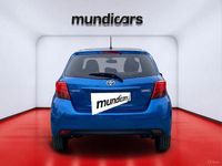 Usado Toyota Yaris Active 101 CV (74 kW) 2017 Azul Berlina