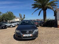 Usado VW Passat Advance 110 CV (80 kW) 2009 Gris / plata Familiar