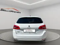 Usado Peugeot 308 SW Style 131 CV (96 kW) 2020 Blanco Familiar