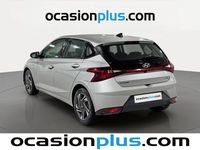 Usado Hyundai i20 100 CV (73 kW) 2022 Gris plata Utilitario