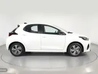 Nuevo Mazda 2 Exclusive-Line 116 CV (85 kW) 2026 Blanco Utilitario