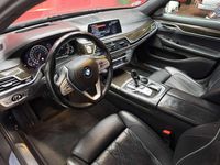 Usado BMW 750 400 CV (294 kW) 2016 Gris Berlina