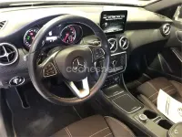 Usado Mercedes A200 Urban 136 CV (100 kW) 2017 Gris / plata Berlina