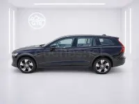 Usado Volvo V60 CC Plus 197 CV (144 kW) 2022 Negro Familiar