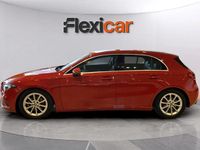 Usado Mercedes A200 150 CV (110 kW) 2019 Rojo Utilitario