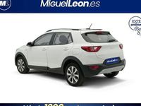 Usado Kia Stonic 84 CV (61 kW) 2022 Blanco SUV