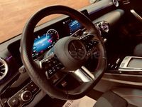 Usado Mercedes CLA200 163 CV (119 kW) 2024 Gris / plata Berlina