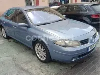 Usado Renault Laguna II Dynamique 135 CV (99 kW) 2005 Gris / plata Berlina