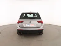 Usado VW Tiguan Edition 131 CV (96 kW) 2019 Beige SUV