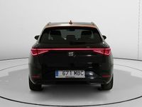 Usado Seat Leon Style 116 CV (85 kW) 2022 Negro Familiar