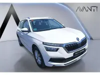 Usado Skoda Kamiq Ambition 110 CV (80 kW) 2021 Blanco SUV