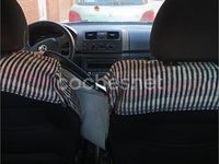 Usado Skoda Fabia Ambition 75 CV (55 kW) 2013 Gris / plata Berlina