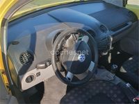 Usado VW New Beetle 115 CV (84 kW) 1999 Amarillo Utilitario