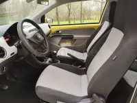 Usado Seat Mii Style 75 CV (55 kW) 2012 Amarillo Utilitario