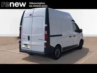 Usado Renault Trafic 125 CV (91 kW) 2017 Blanco Monovolumen