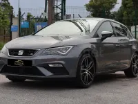 Usado Seat Leon FR 184 CV (135 kW) 2018 Gris / plata Berlina