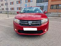 Usado Dacia Sandero Lauréate 90 CV (66 kW) 2013 Granate Berlina