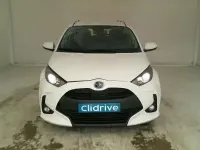 Usado Toyota Yaris Hybrid Active 116 CV (85 kW) 2022 Blanco Utilitario