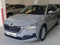 Usado Skoda Scala Style 115 CV (84 kW) 2020 Gris / plata Utilitario