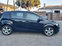 Usado Chevrolet Aveo LTZ 90 CV (66 kW) 2012 Negro
